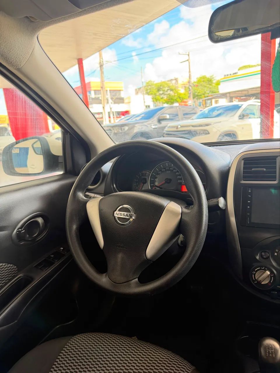 Nissan Versa 1.0 12V Flexstart 4P Mec. 2019 - Foto 3