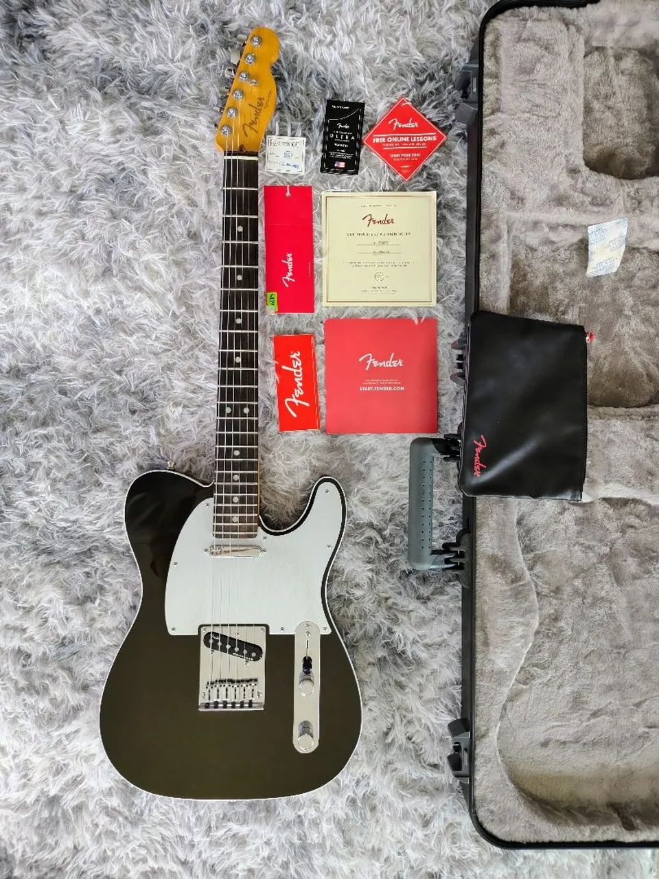 Fender American Ultra Telecaster Rosewood Fingerboard Texas Tea