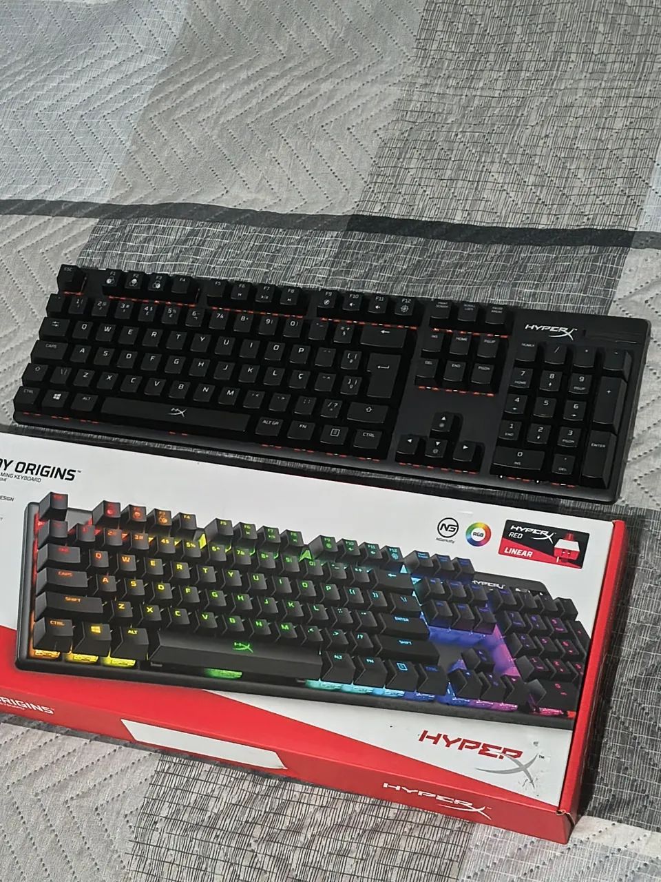 Teclado mecânico gamer HyperX Alloy Origins 100%