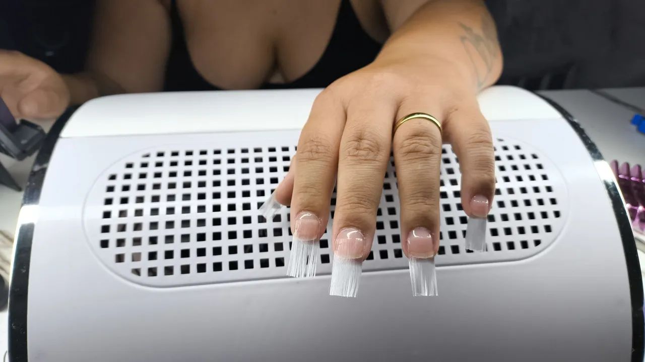 Faço esmaltação em gel e fibra de vidro  - Foto 4