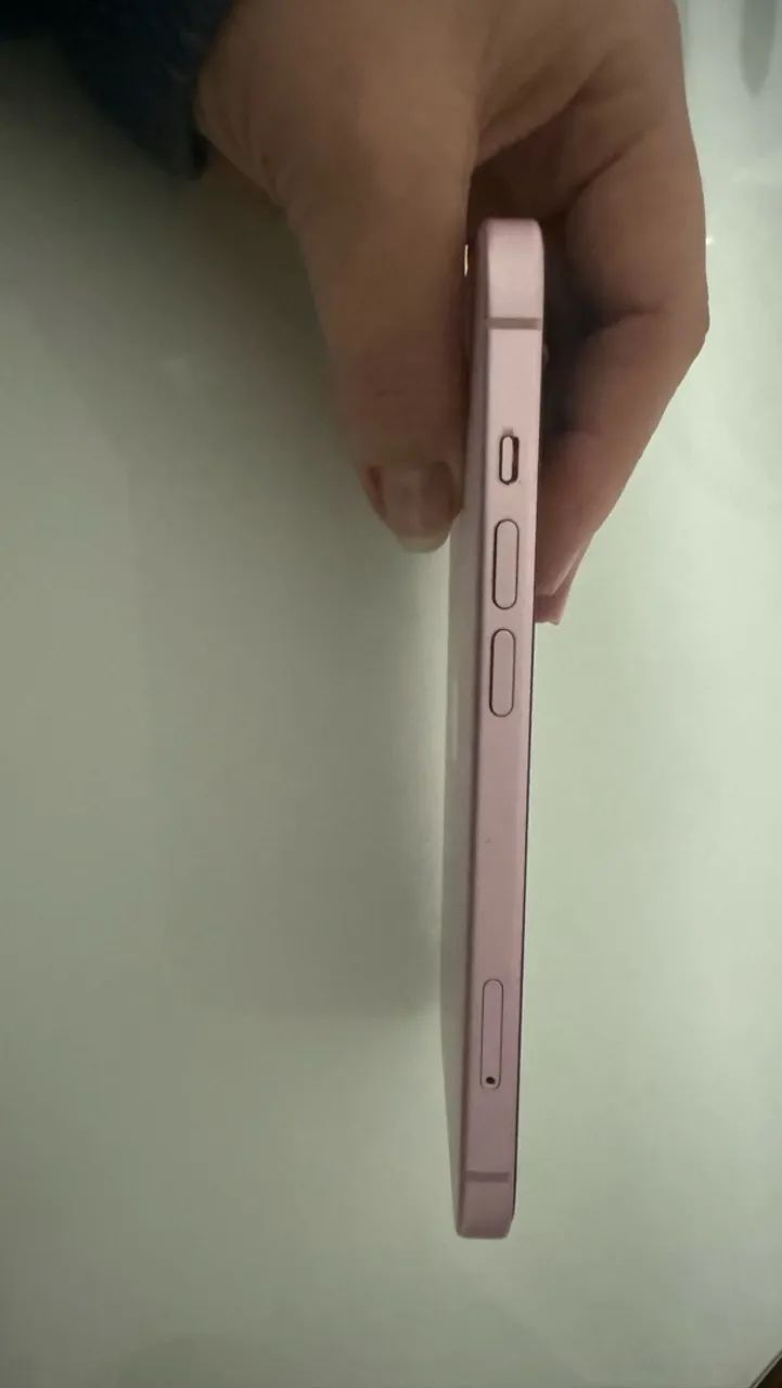 iPhone 15  - Foto 2