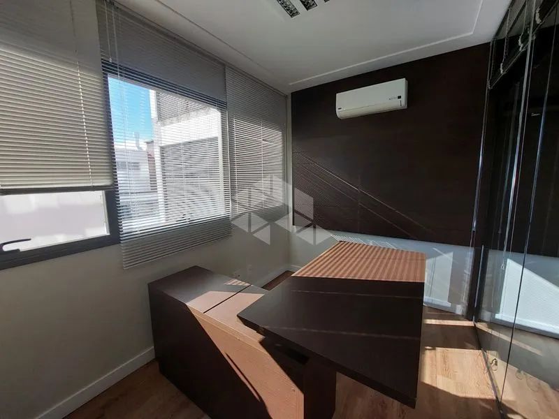 Sala Comercial para Alugar 58m², garagem, copa, ar condicionado na Trindade - Foto 5