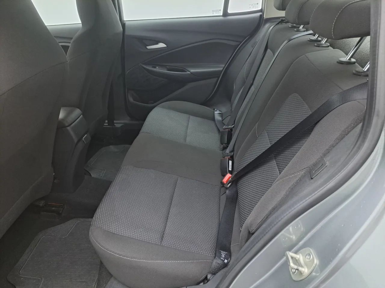 Chevrolet Onix Hatch LTZ 1.0 12V TB Flex Aut. 5P, foto 17 de 18