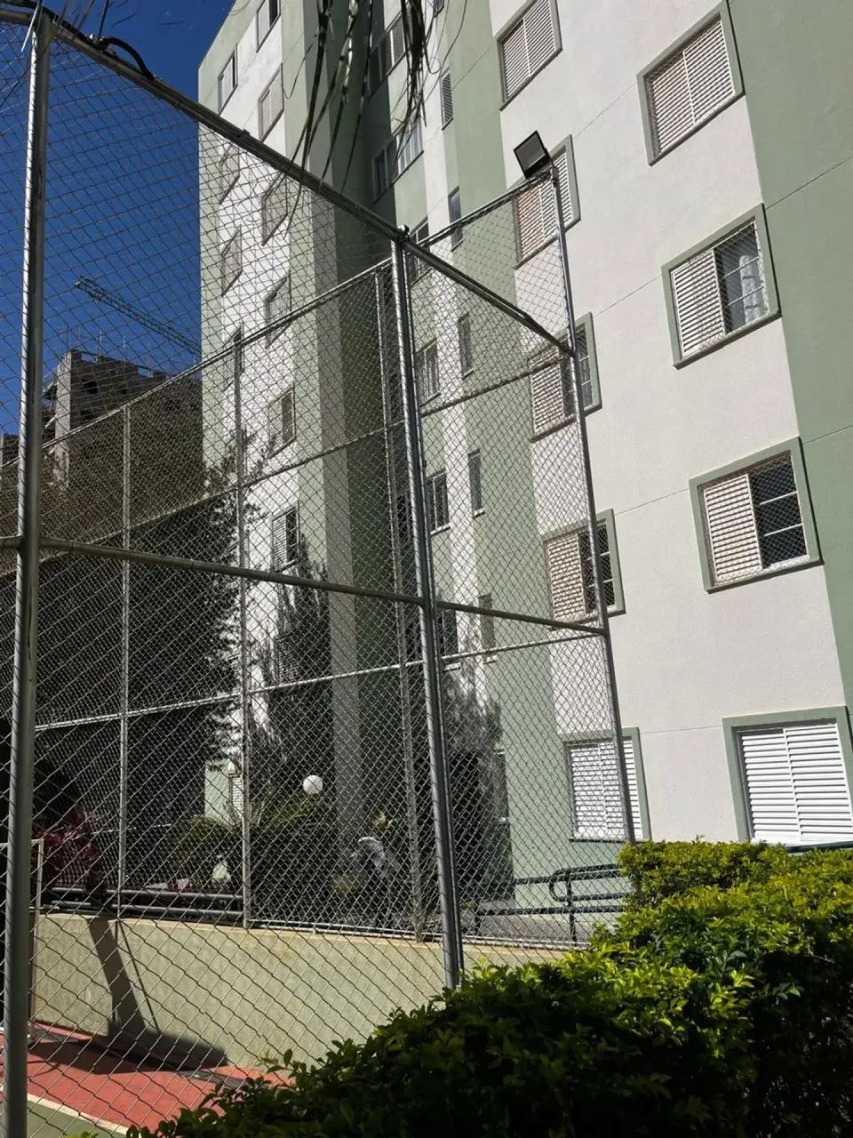 EDIFICIO VILLA VERDE - PROX AO CAMÉLIAS 03 DORM