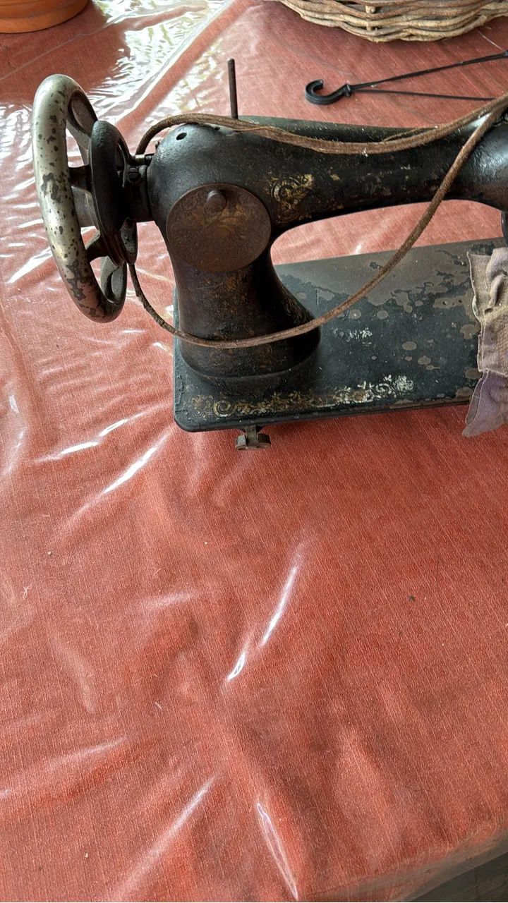 Máquina de costura antiquario  - Foto 3