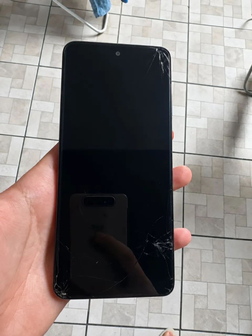  celular moto G62 5g , com problema no display 