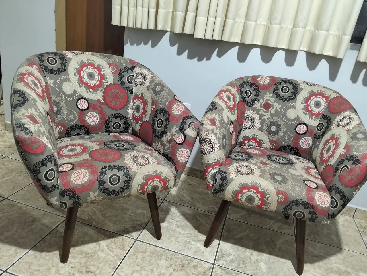 Vendo essas poltronas bem confortável para um bom descanso  - Foto 4
