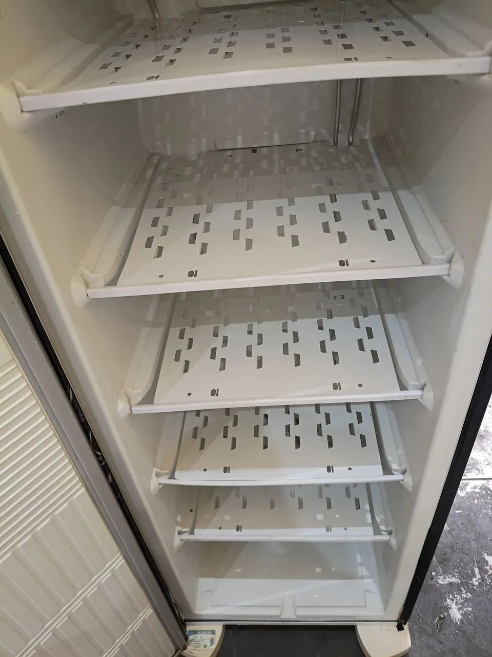 Freezer vertical 203litros  - Foto 5