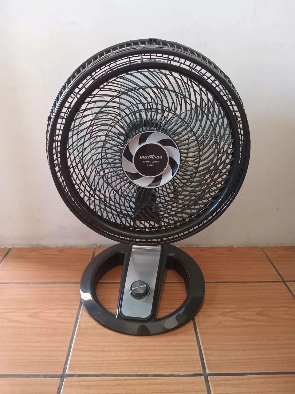 Ventilador Britânia 40 cm de mesa