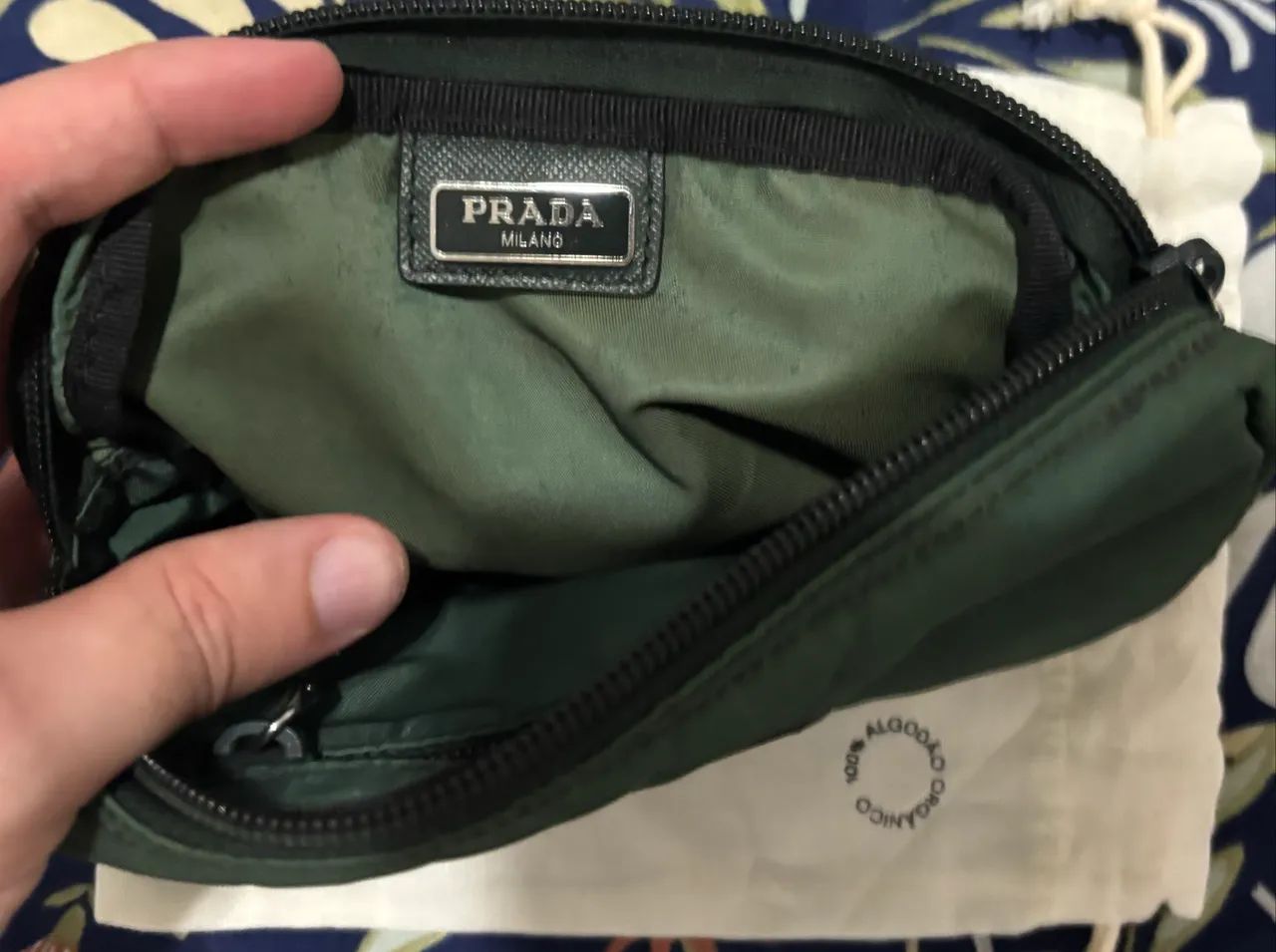 Bolsa Pochete Necessaire Prada - Foto 3