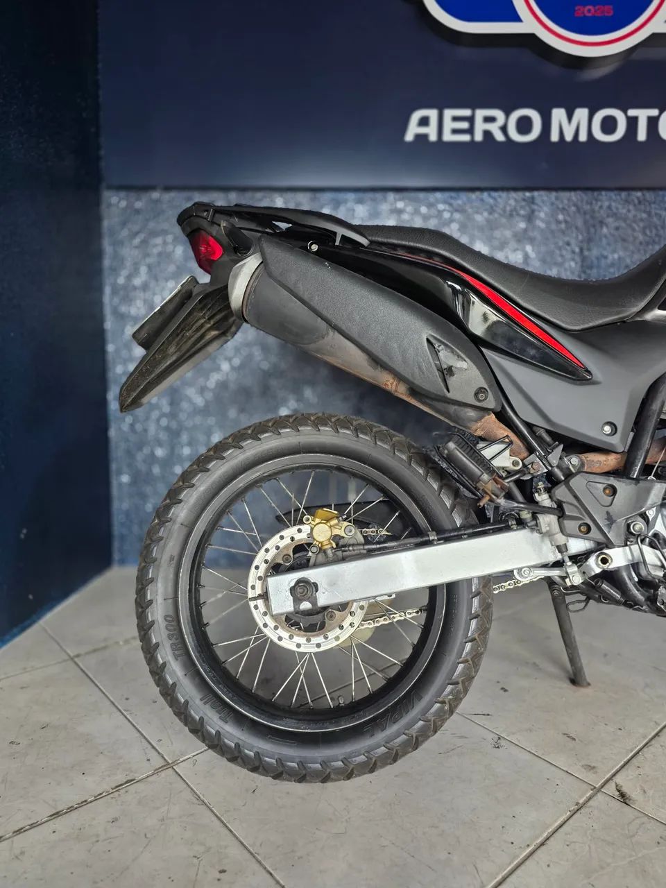 HONDA XRE 300 (2017) - Foto 2