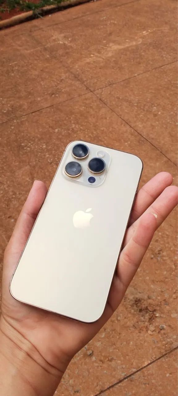 iPhone 14Pro Gold