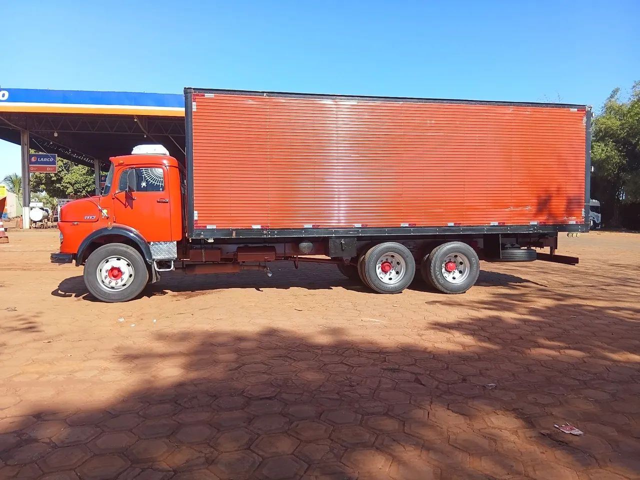 Vende-se caminhão  - Foto 2