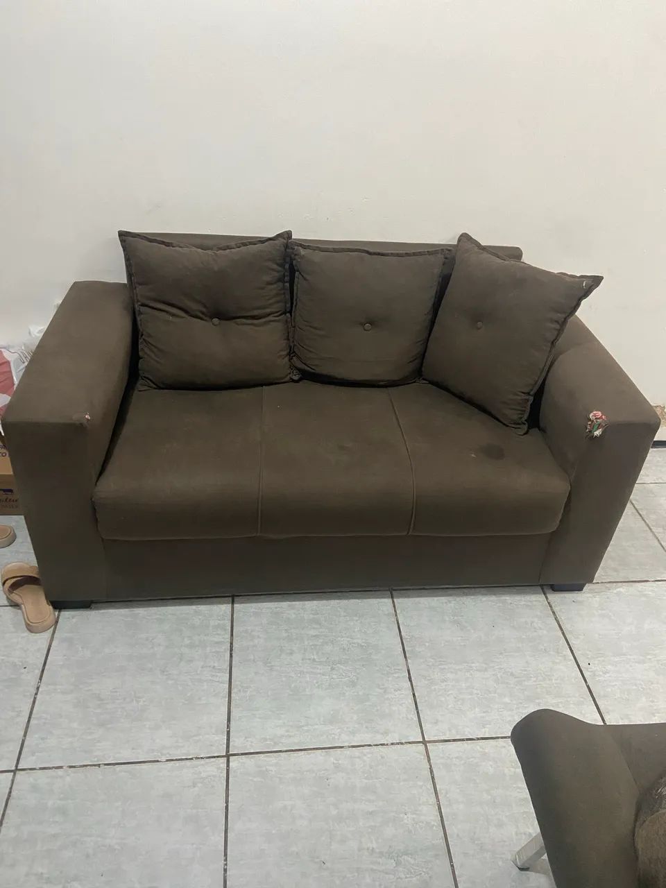 Sofá e duas poltronas usado