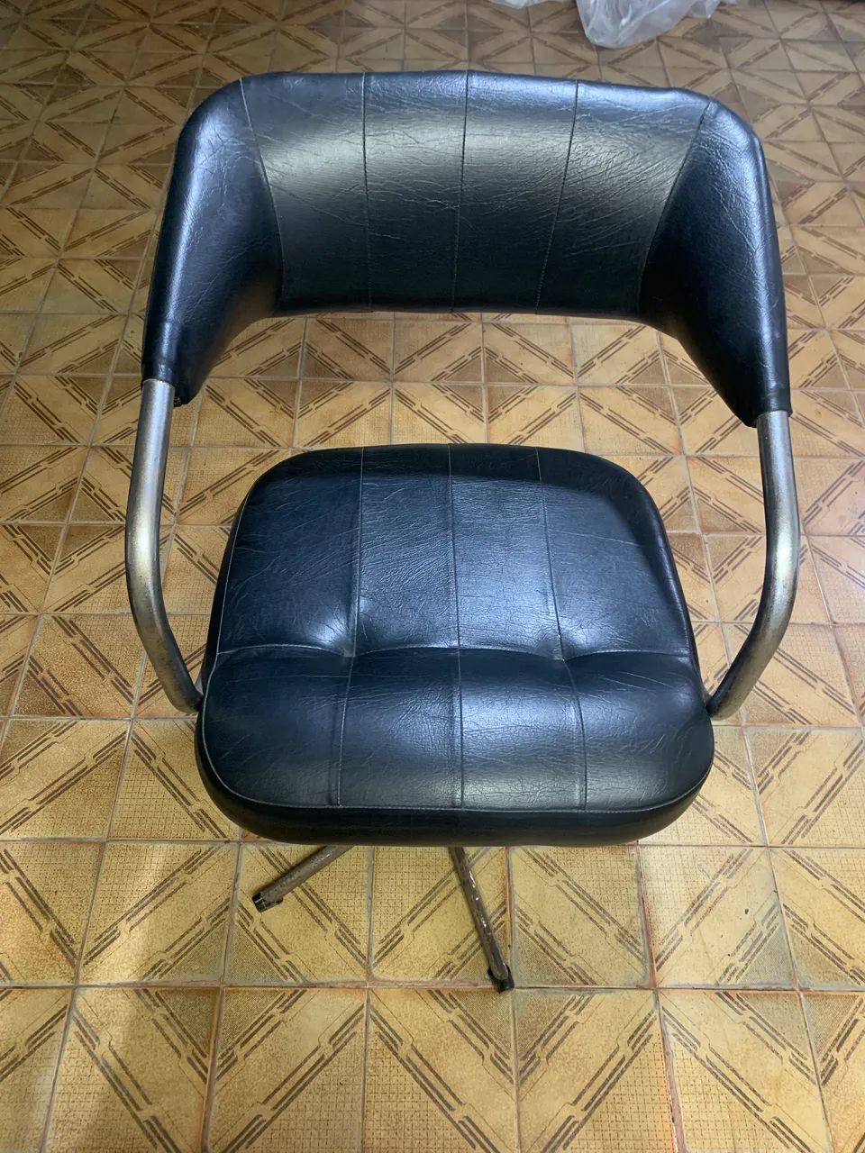 Cadeira de Salão Prismec antiga 