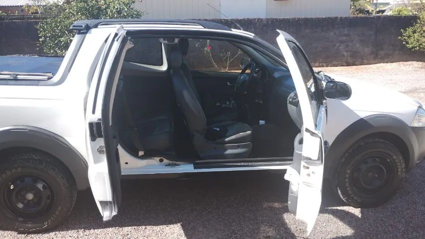 Fiat Strada Working 1.4 MPI Fire Flex 8V CD 2015 - Foto 2