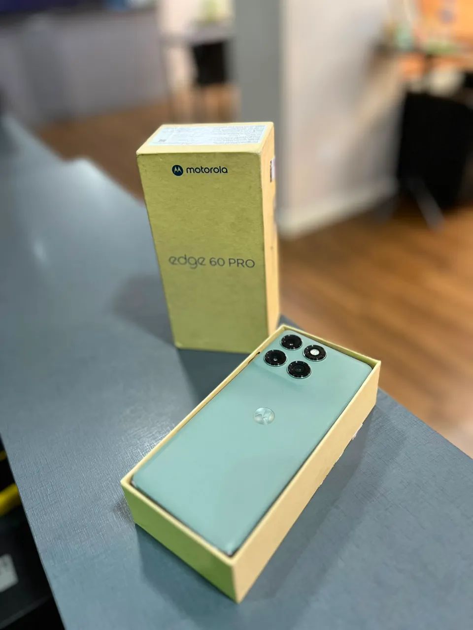 Moto edge 60 pro na caixa sem detalhes - levo até você  - Foto 2