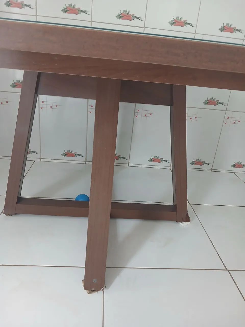 Mesa e cadeiras  - Foto 2