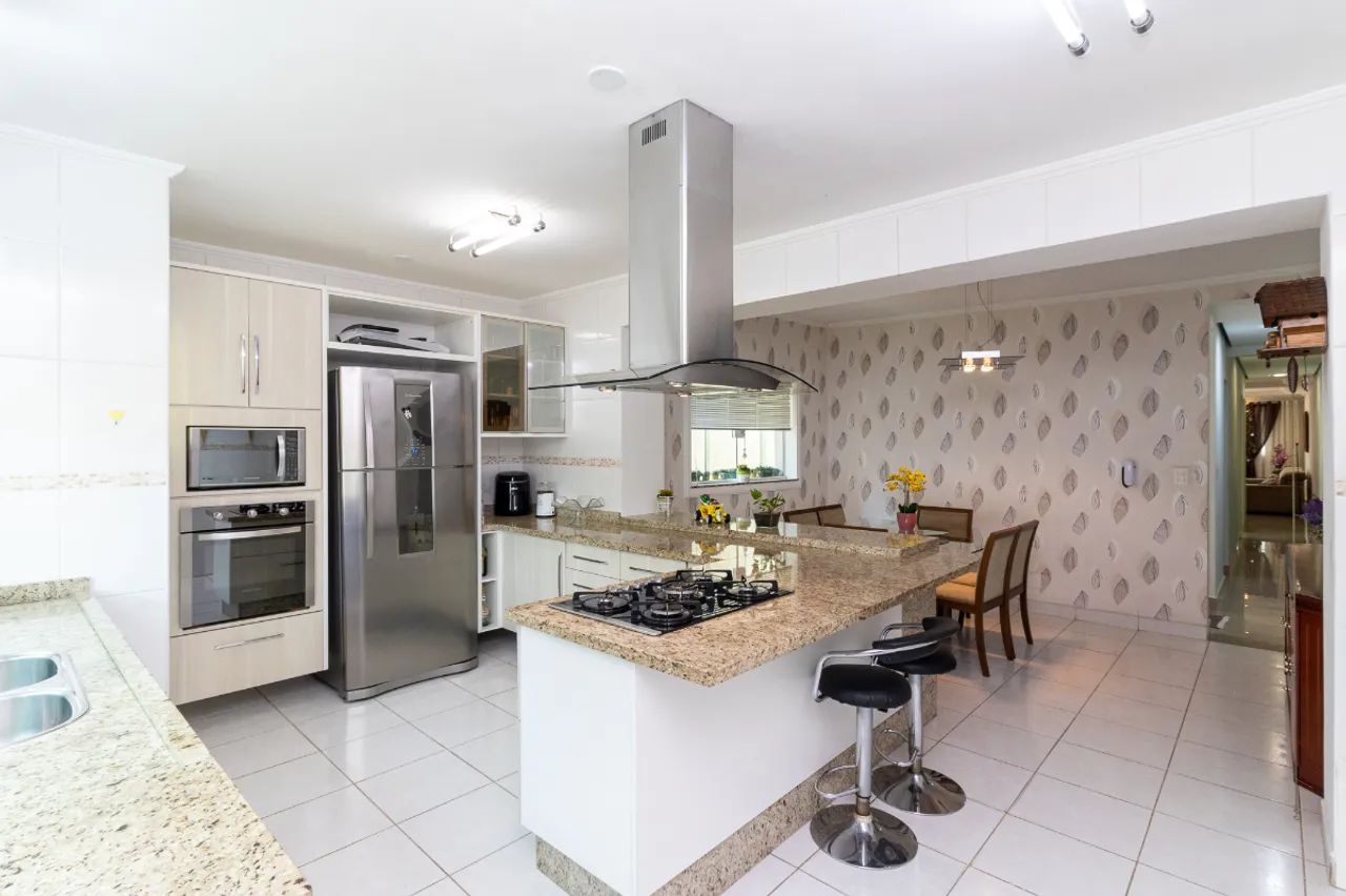 Casa para venda em Itaberaba com 3 quartos, sendo 3 suítes, 291m²