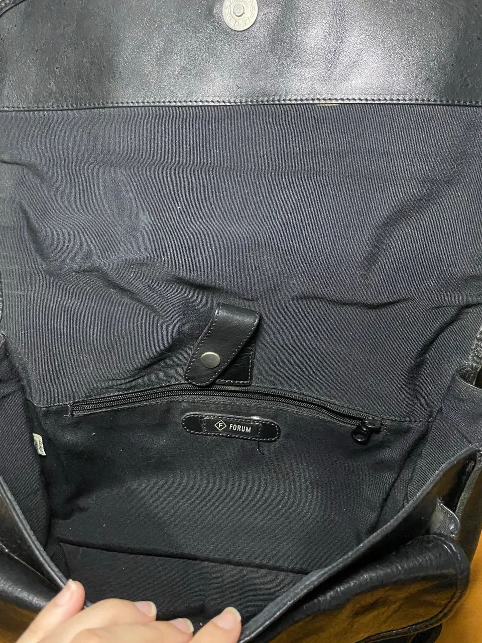 Bolsa tiracolo couro forum - Foto 3