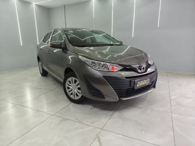 Toyota Yaris YARIS XL Live Sedan 1.5 Flex 16V 4p Mec. 2021