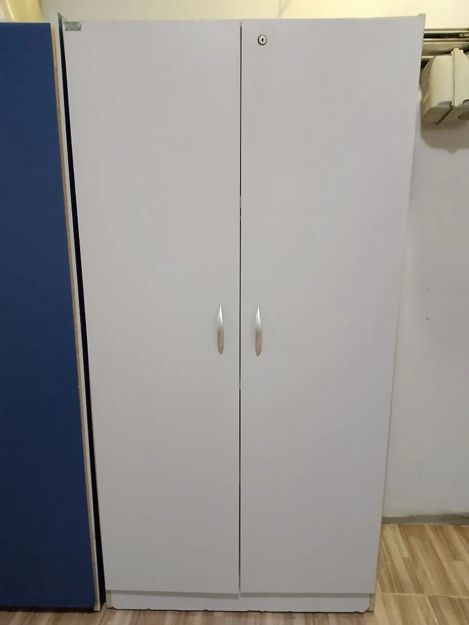ARMÁRIO DE ESCRITÓRIO 