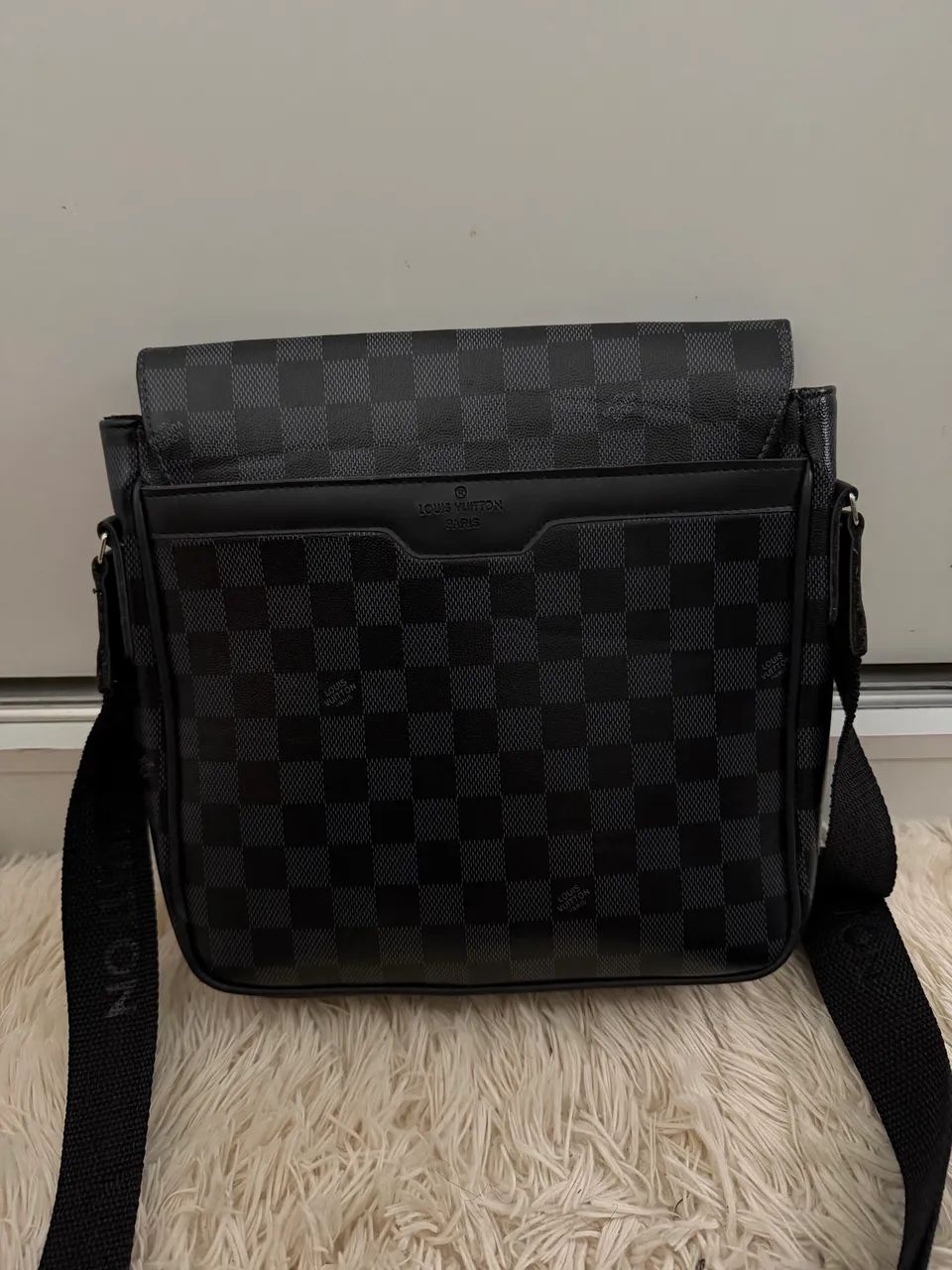 Bolsa transversal carteiro Louis Vuitton 