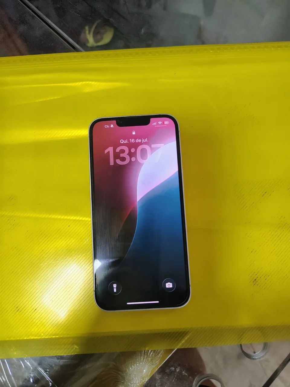 iPhone 16e * - Foto 3