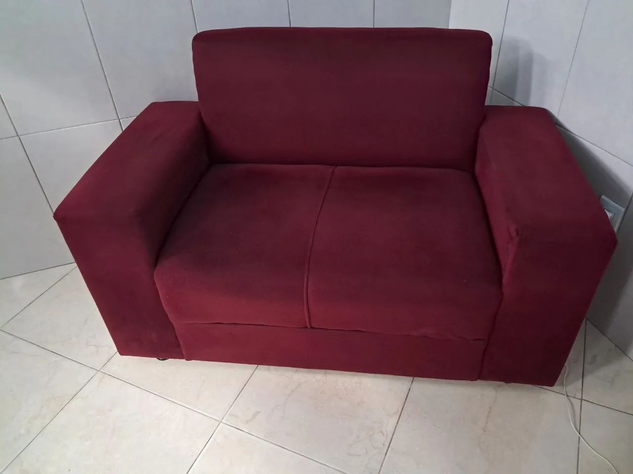 ? Vendo sofá de 2 lugares - Foto 3