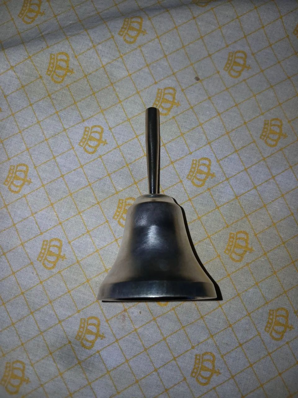 Sineta de mesa banhada a prata pequena e antiga  - Foto 2