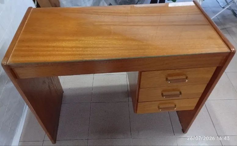 Escrivaninha cerejeira - Foto 3