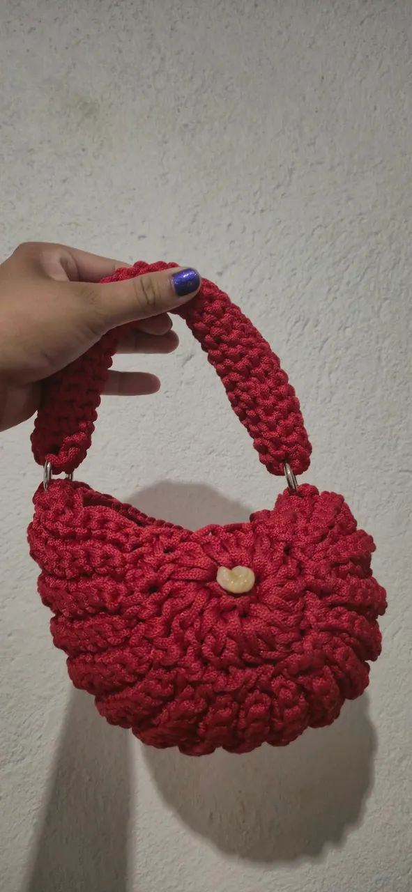 Bolsa modelo concha vermelha