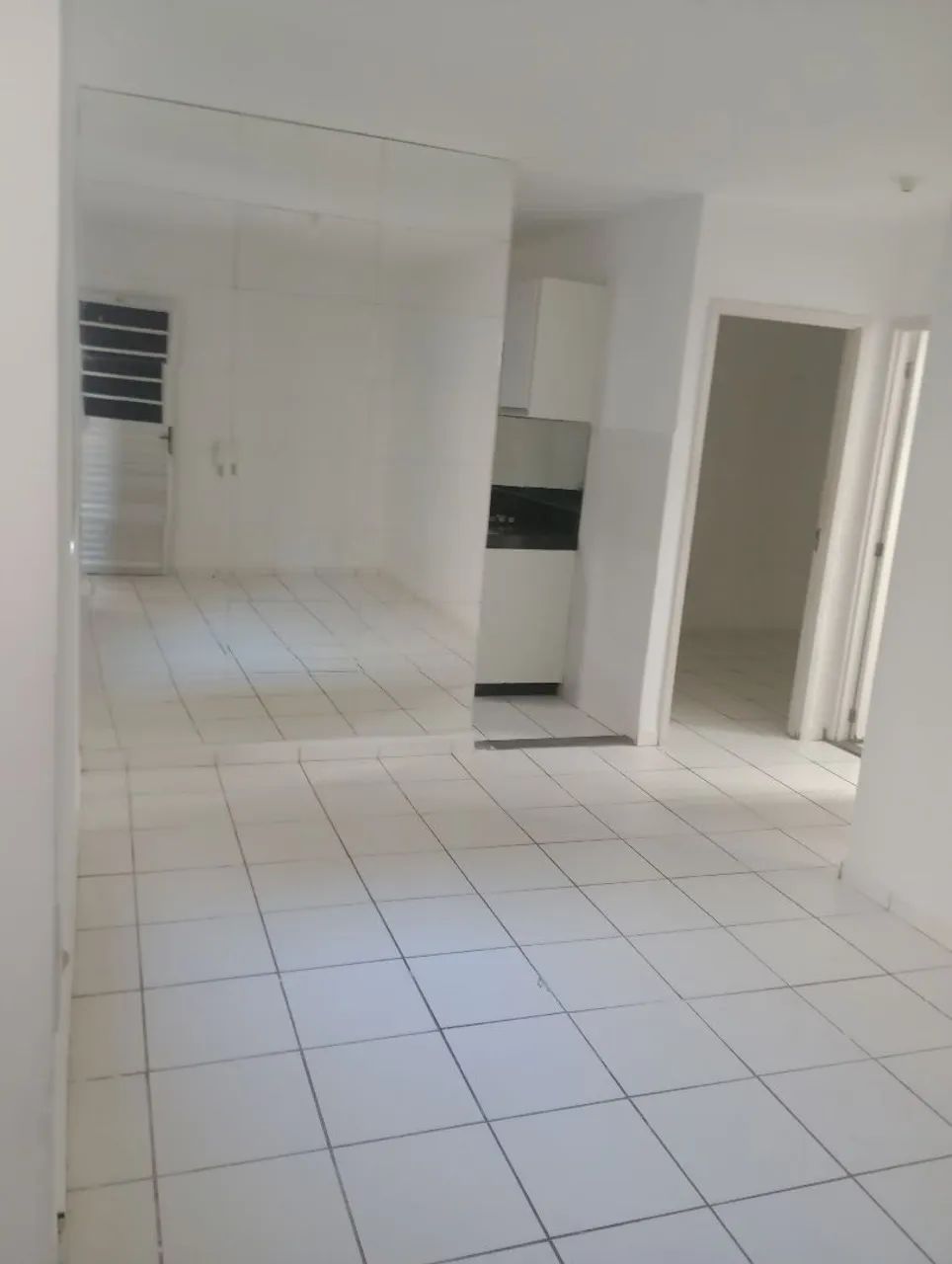 Alugo apartamento no Mansour 