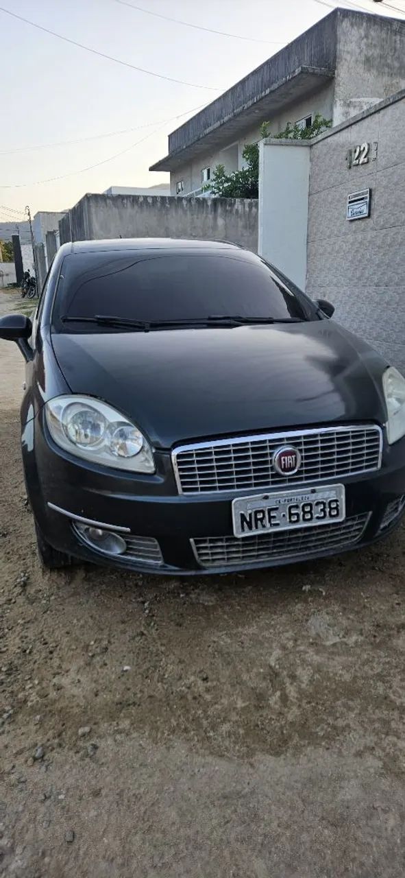 Fiat Linea LINEA ABSOLUTE 1.9/1.8 Flex Dualogic 4p 2010