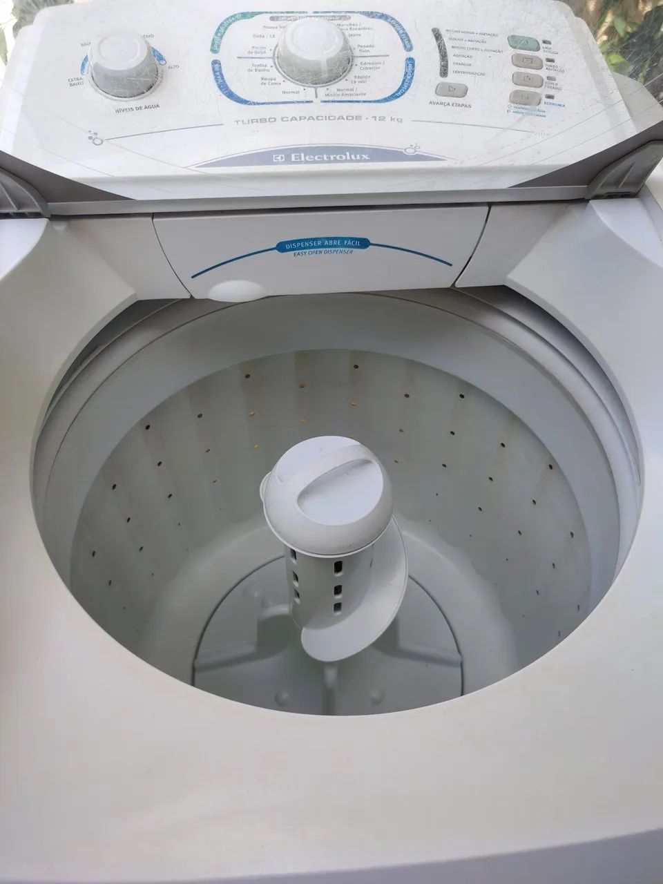 Máquina lavar roupa 12kG Electrolux funcionando perfeitamente com garantia  - Foto 2