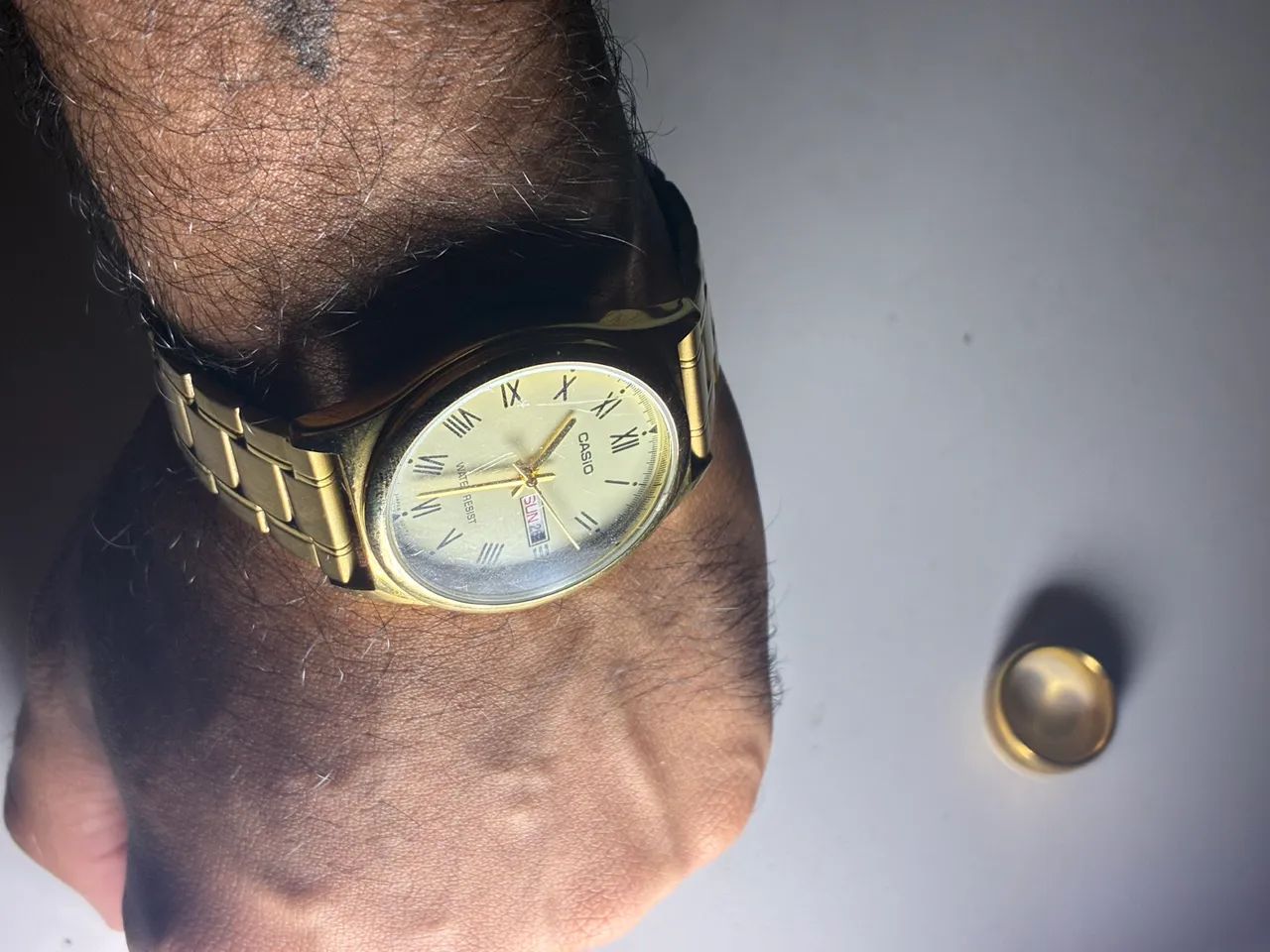 Relógio Casio  Classico Dourado Mtp-v006g-9budf-br - Foto 4