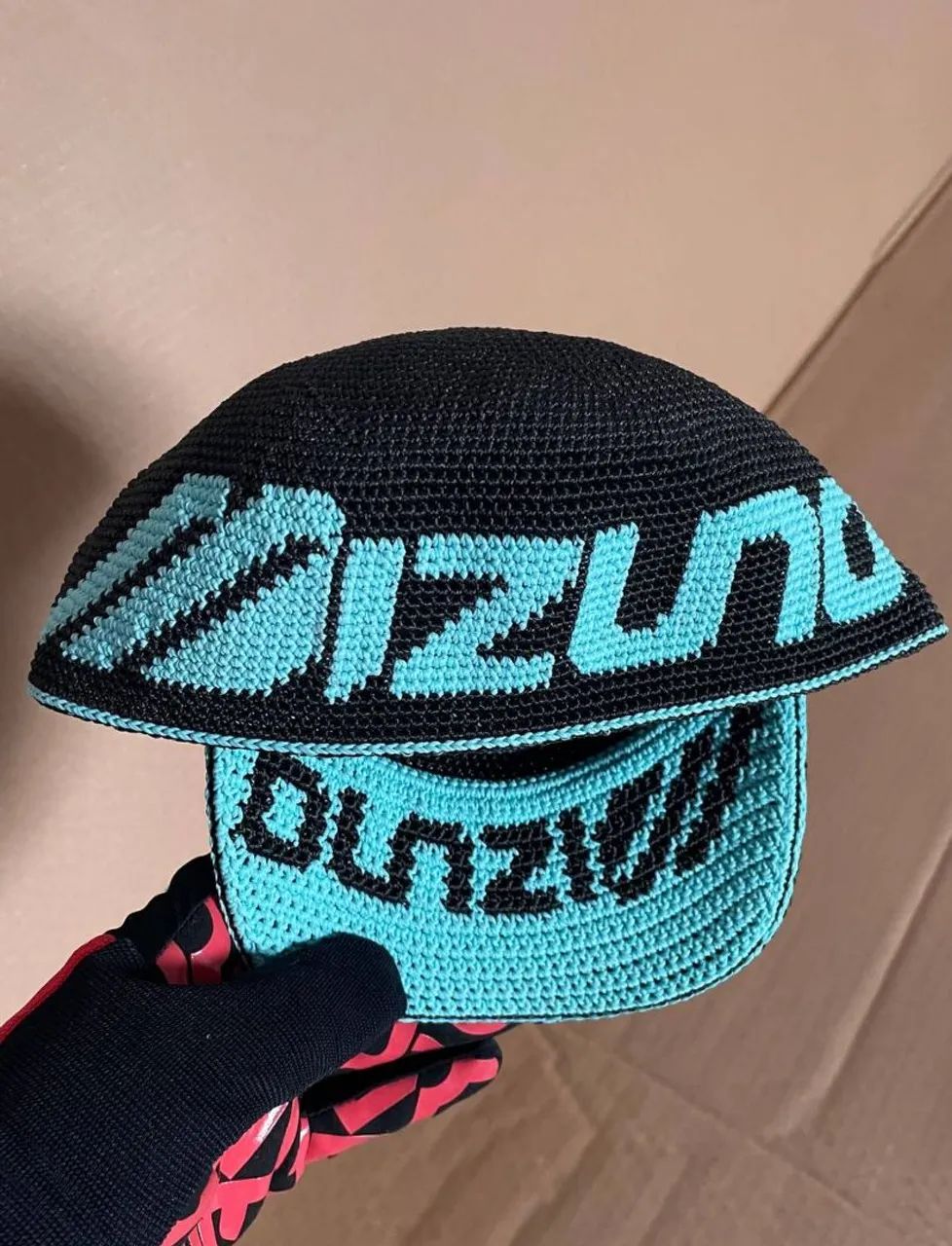 Boné de crochê Mizuno preto e verde Tiffany! - Foto 2