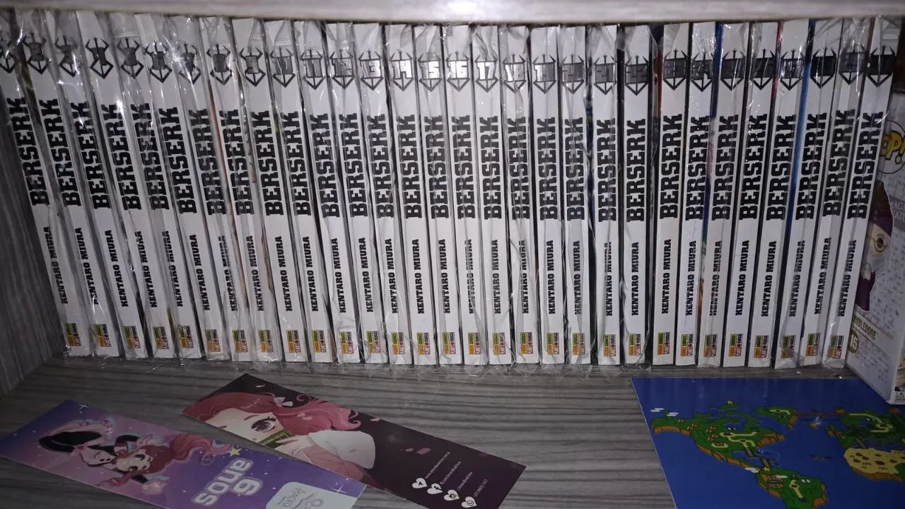 Mangás Berserk volumes 29 ao 36 - Foto 2