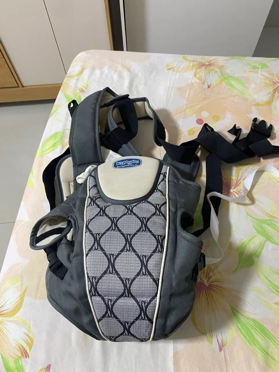 Canguru Kangoo Burigotto - Pouquíssimo Uso