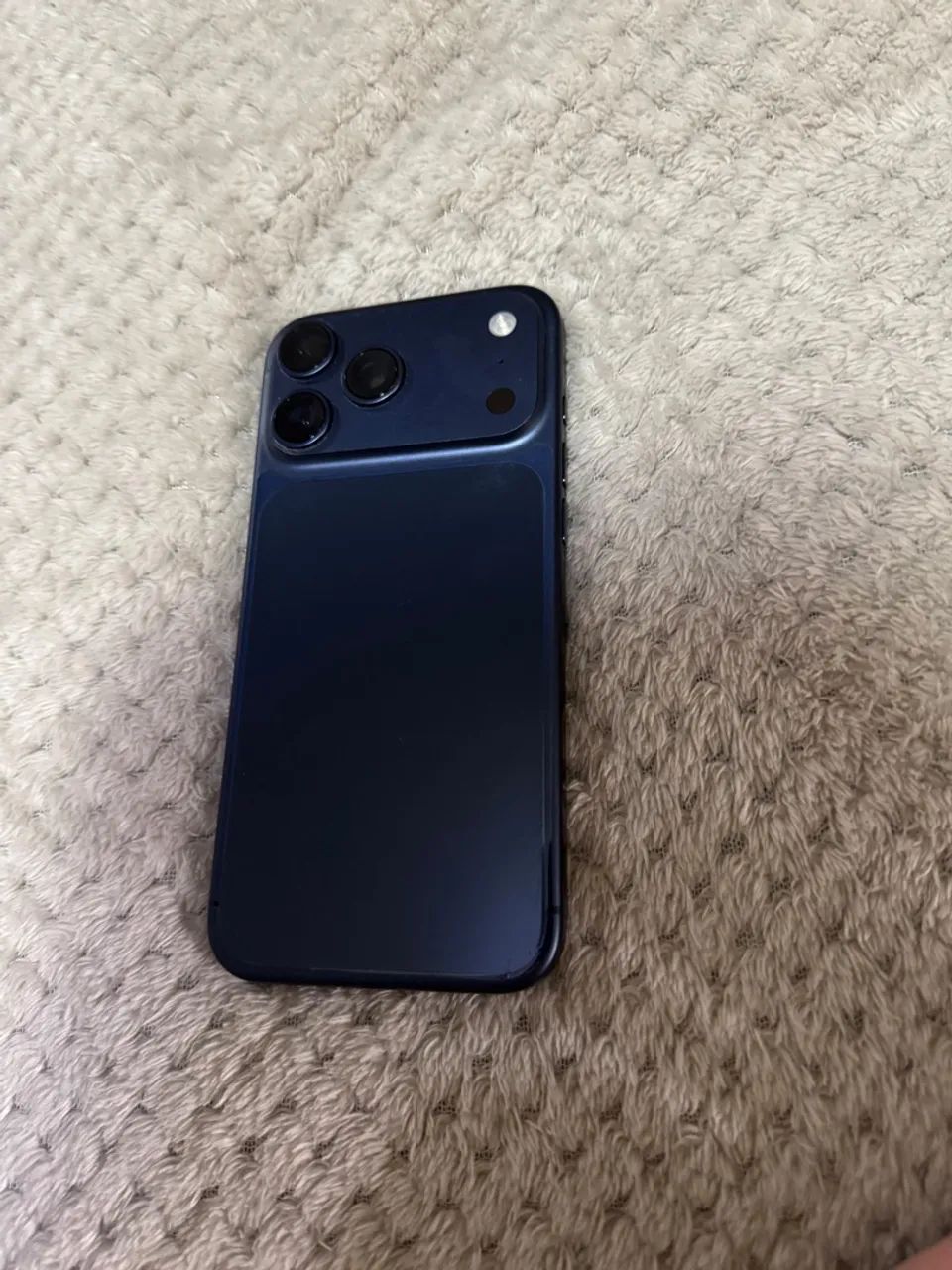 iPhone 17 Pro Max - Foto 4
