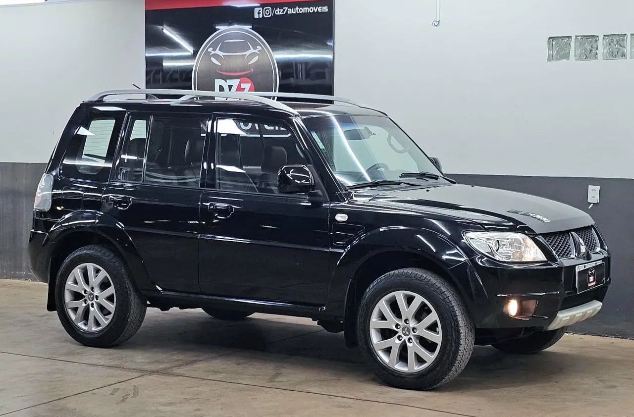 Mitsubishi Pajero 2012