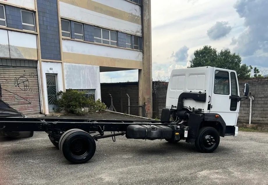 Ford cargo 1119 - Foto 4