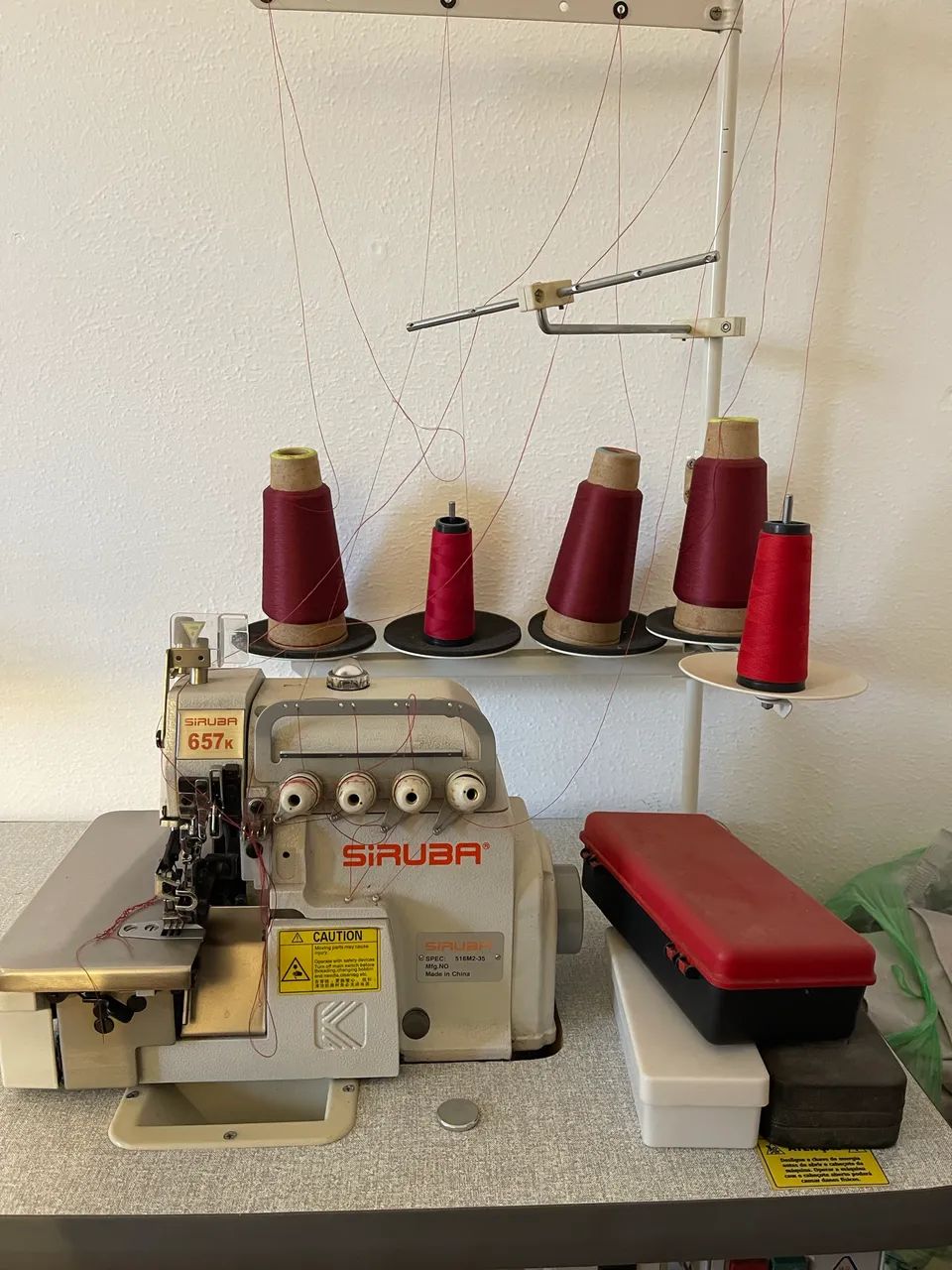 Máquina Overlock Industrial Siruba 657K - Foto 3