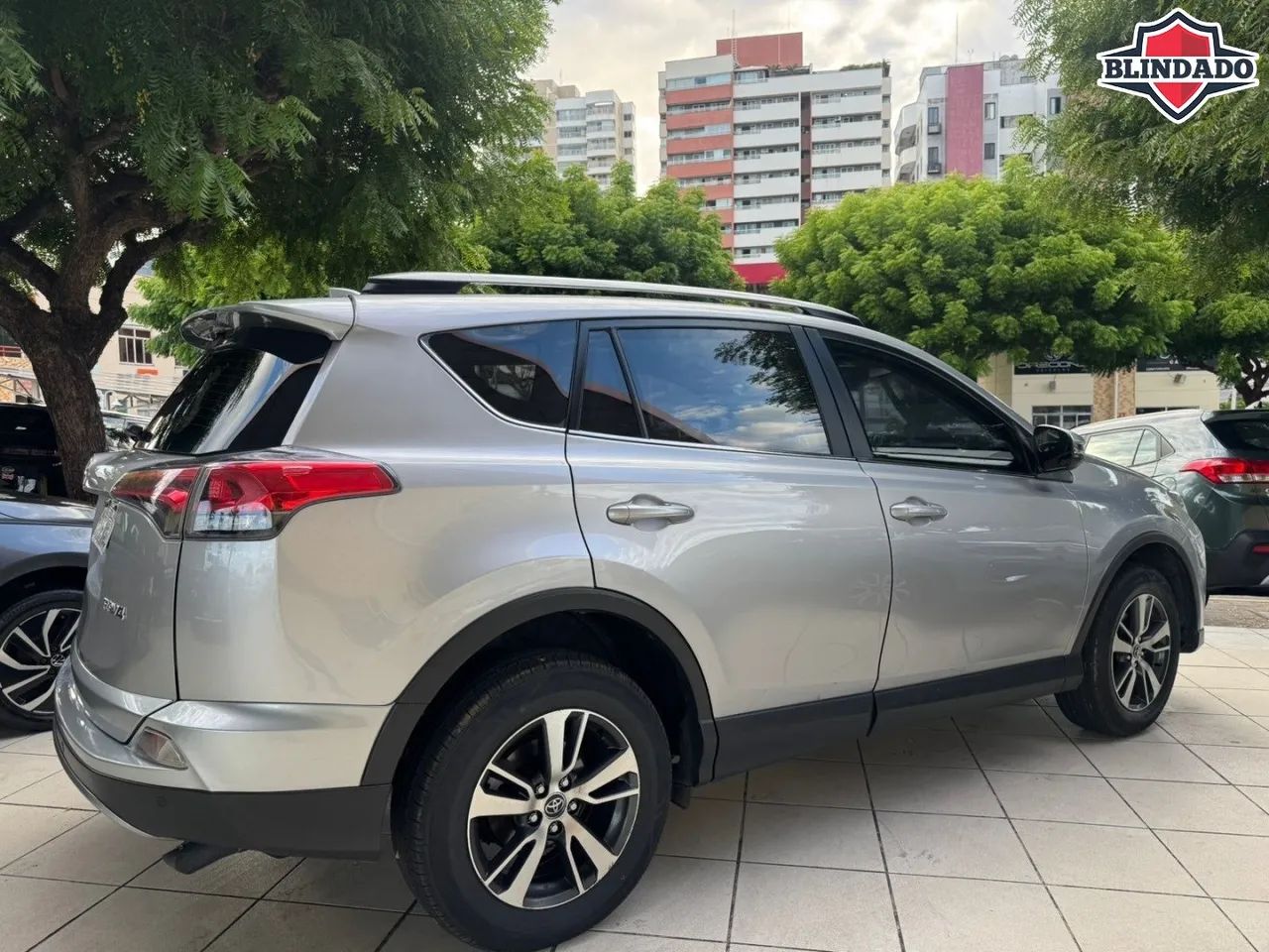 Toyota RAV4 2.0 Top 4X2 16V Aut. 2017 - Foto 4