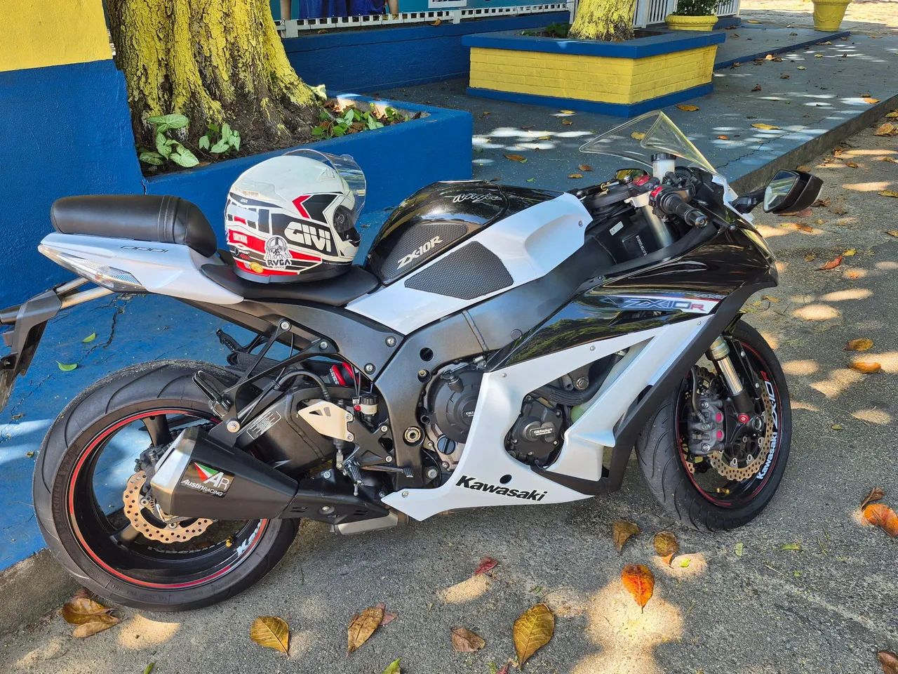 Kawasaki Zx-10/ Zx-10r 1000cc 2013 - 1481476237 | OLX