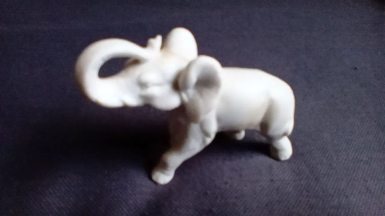 Bibelô em Biscuit Alemão Antigo 