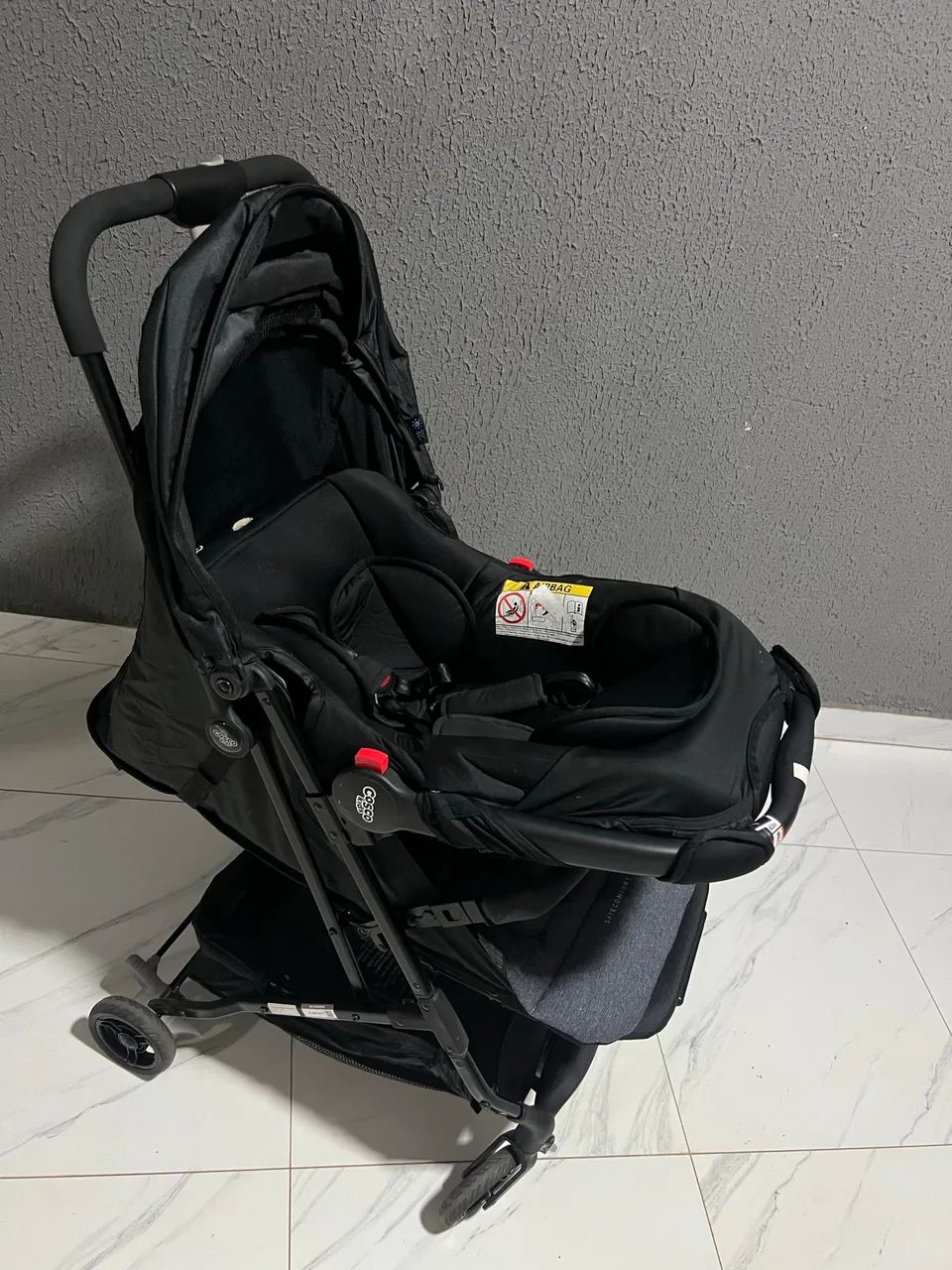Carrinho Cosco + Bebê conforto  - Foto 2