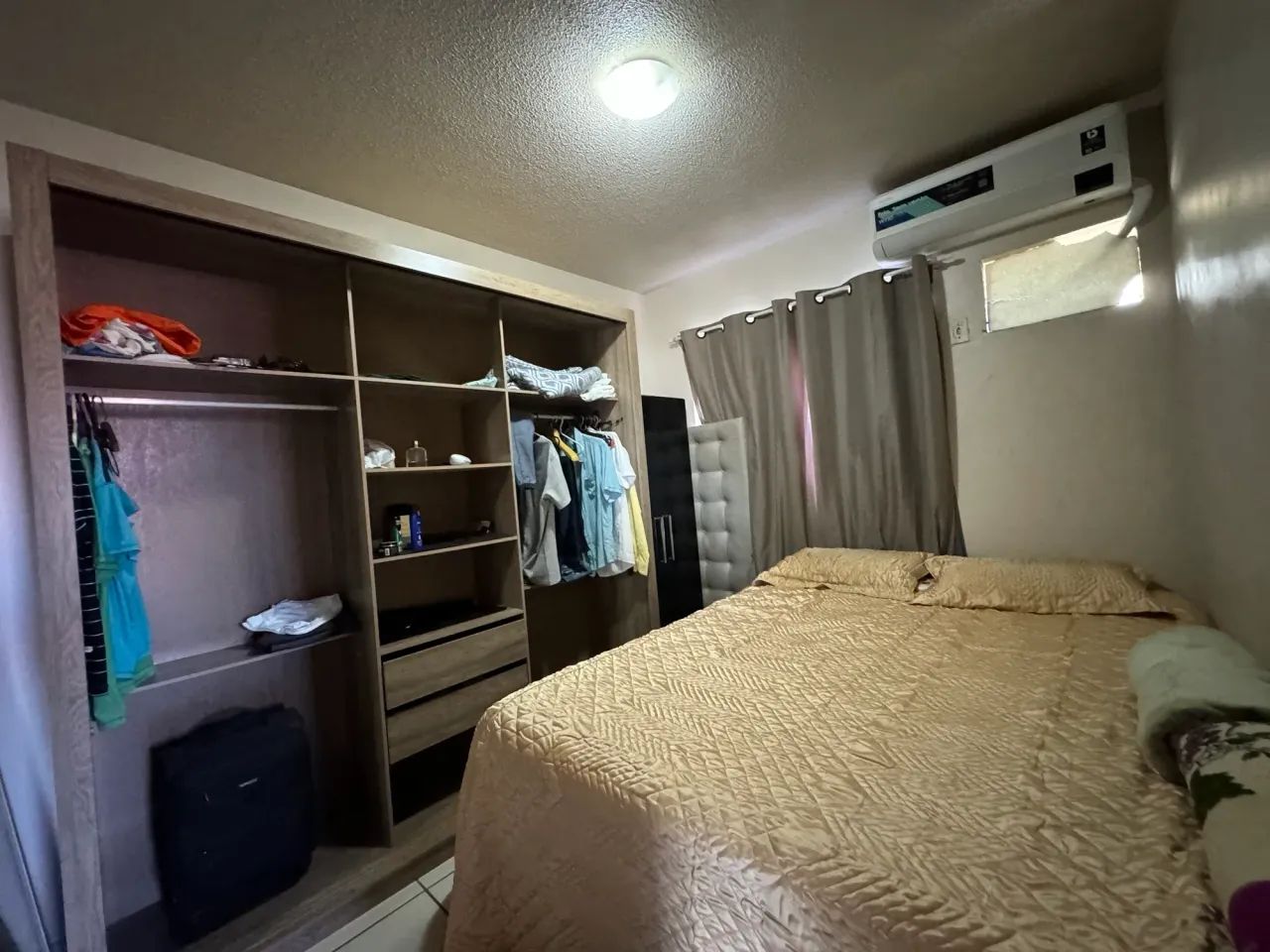 Super aconchegante e 90 % mobiliado, 03 quartos - Foto 4