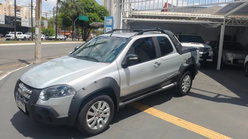 Fiat Strada Adv.1.8 16V Dualogic Flex CD 2012 - Foto 5