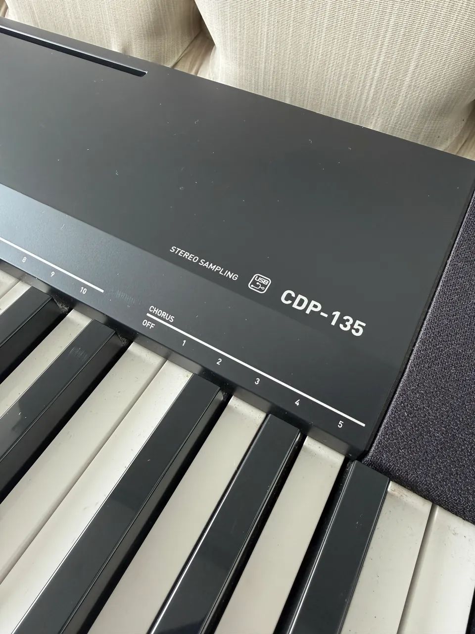 Piano Casio CDP135 Semi Novo  - Foto 2